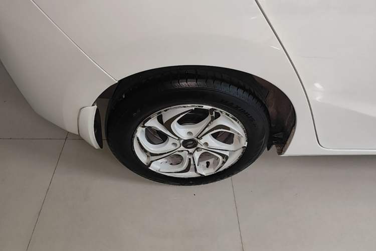 Used Honda Fit 2016 1.5L LX CVT Comfort Model Right Rear Wheel Hub