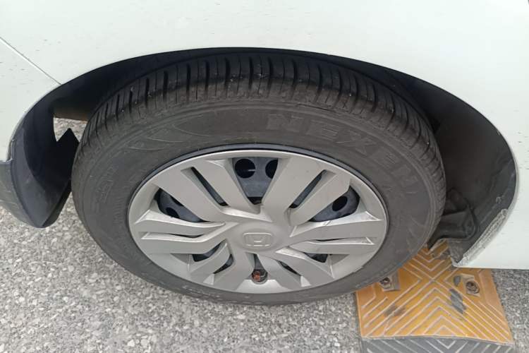 Used Honda Fit 2016 1.5L LXS CVT Comfort Sunroof Version Right Rear Wheel Hub