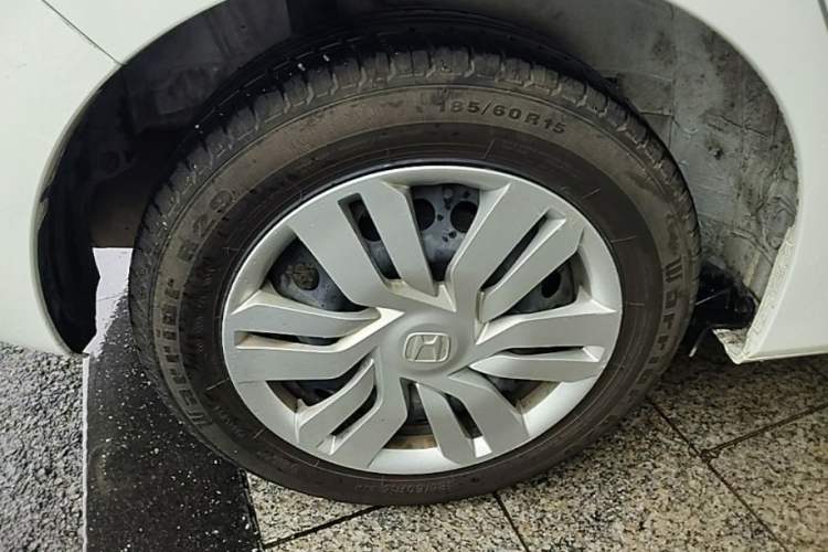Used Honda Fit 2016 1.5L LXS CVT Comfort Sunroof Version Right Rear Wheel Hub