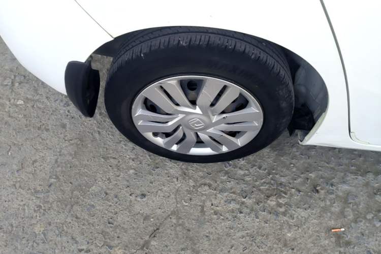Used Honda Fit 2016 1.5L LXS CVT Comfort Sunroof Version Right Rear Wheel Hub