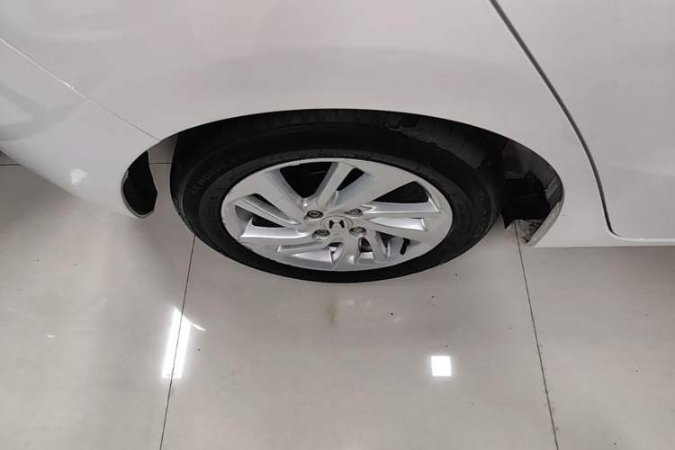 Used Honda Fit 2016 1.5L LXS CVT Comfort Sunroof Version Right Rear Wheel Hub