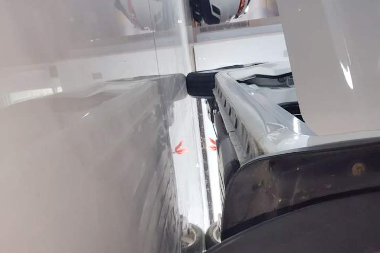 Used Honda Fit 2016 1.5L LX CVT Comfort Model Right Side Sill