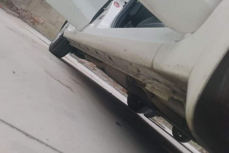 Used Honda Fit 2016 1.5L LX CVT Comfort Model Right Side Sill