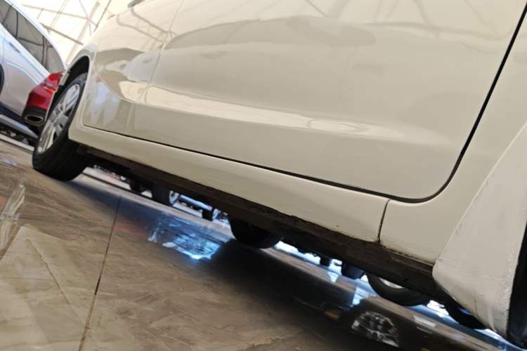 Used Honda Fit 2016 1.5L LXS CVT Comfort Sunroof Version Right Side Sill