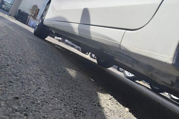 Used Honda Fit 2016 1.5L LXS CVT Comfort Sunroof Version Right Side Sill