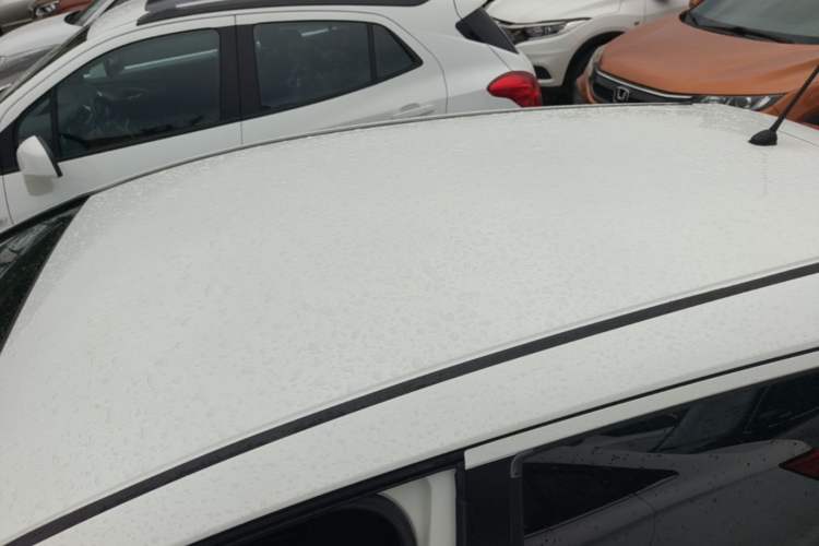 Used Honda Fit 2016 1.5L LX Manual Comfort Model Roof