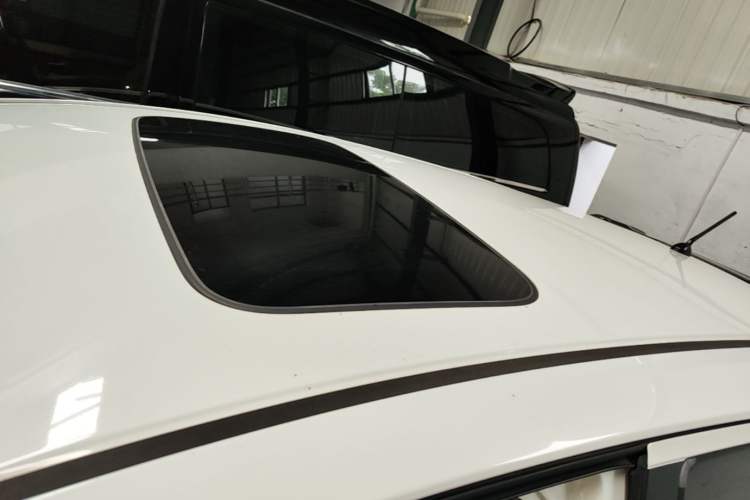 Used Honda Fit 2016 1.5L LXS CVT Comfort Sunroof Version Roof