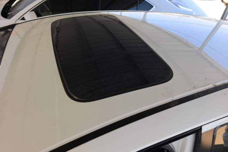 Used Honda Fit 2016 1.5L LXS CVT Comfort Sunroof Version Roof