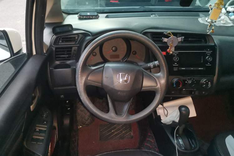 Used Honda Fit 2016 1.5L LX CVT Comfort Model Steering Wheel