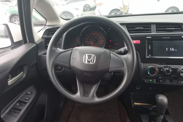 Used Honda Fit 2016 1.5L LX CVT Comfort Model Steering Wheel