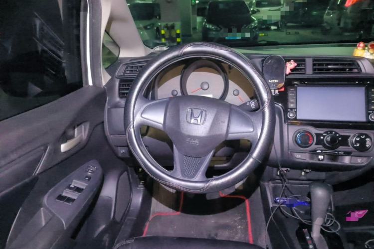 Used Honda Fit 2016 1.5L LX CVT Comfort Model Steering Wheel
