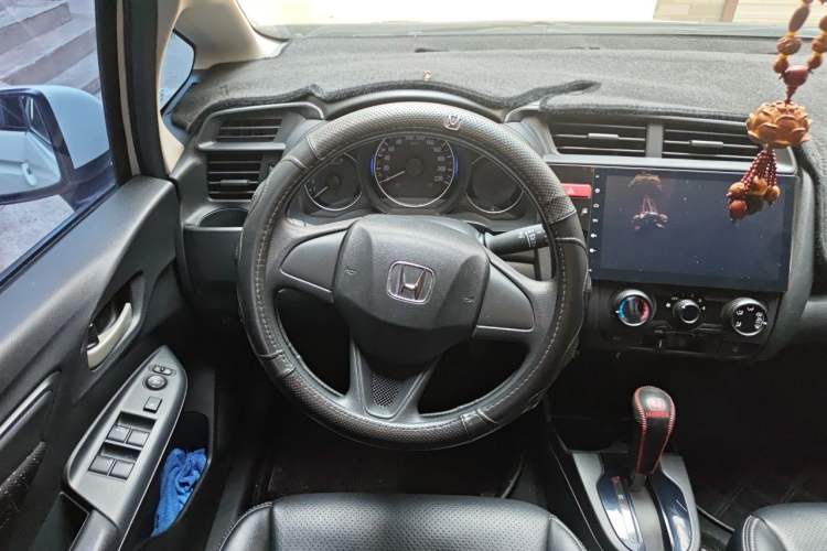 Used Honda Fit 2016 1.5L LXS CVT Comfort Sunroof Version Steering Wheel