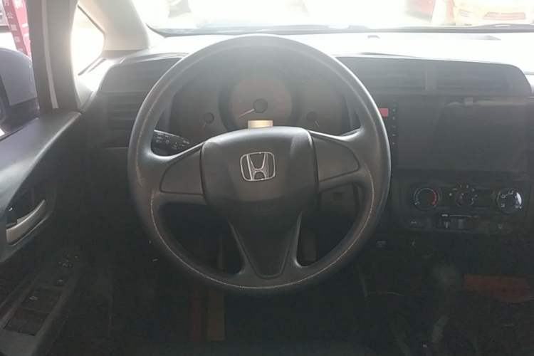 Used Honda Fit 2016 1.5L LX CVT Comfort Model Steering Wheel