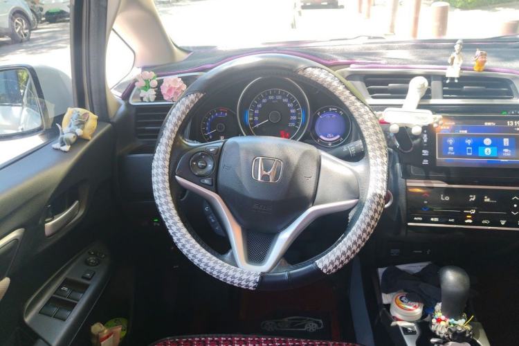 Used Honda Fit 2016 1.5L EXLI CVT Leading Model Steering Wheel