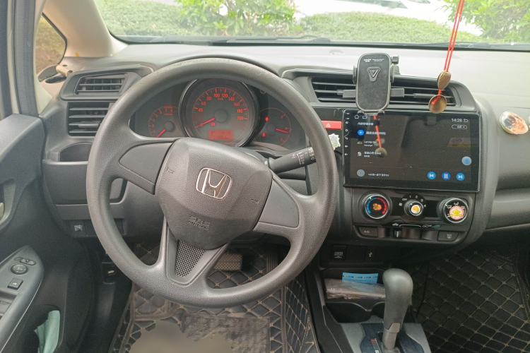 Used Honda Fit 2016 1.5L LX CVT Comfort Model Steering Wheel
