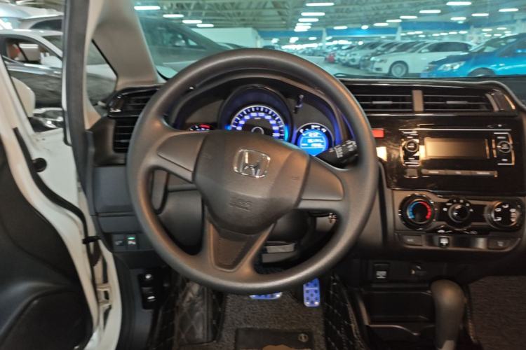 Used Honda Fit 2016 1.5L LXS CVT Comfort Sunroof Version Steering Wheel