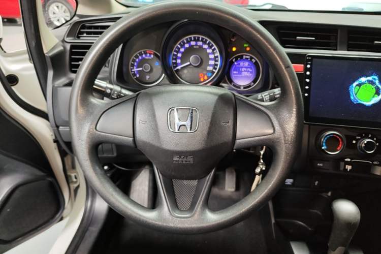 Used Honda Fit 2016 1.5L LXS CVT Comfort Sunroof Version Steering Wheel