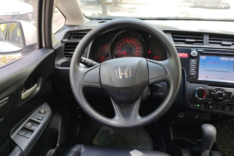 Used Honda Fit 2016 1.5L LX CVT Comfort Model Steering Wheel