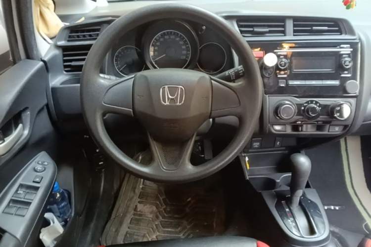 Used Honda Fit 2016 1.5L LXS CVT Comfort Sunroof Version Steering Wheel
