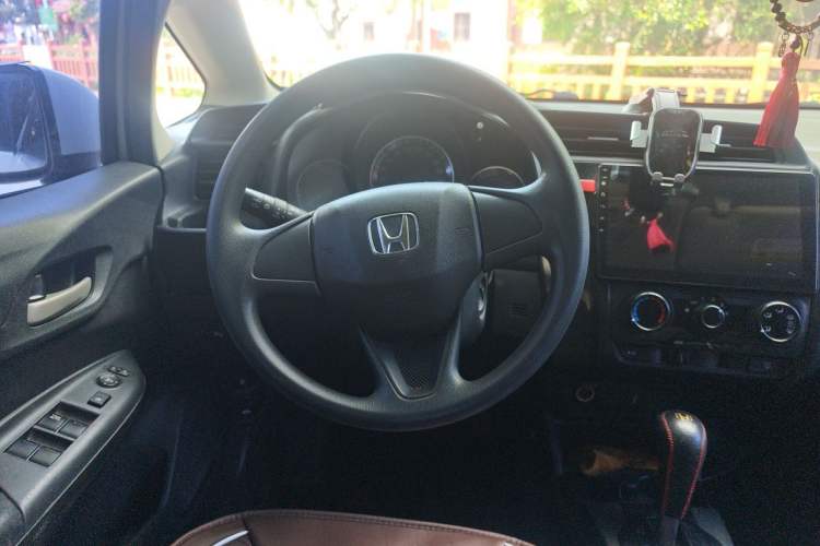 Used Honda Fit 2016 1.5L LXS CVT Comfort Sunroof Version Steering Wheel