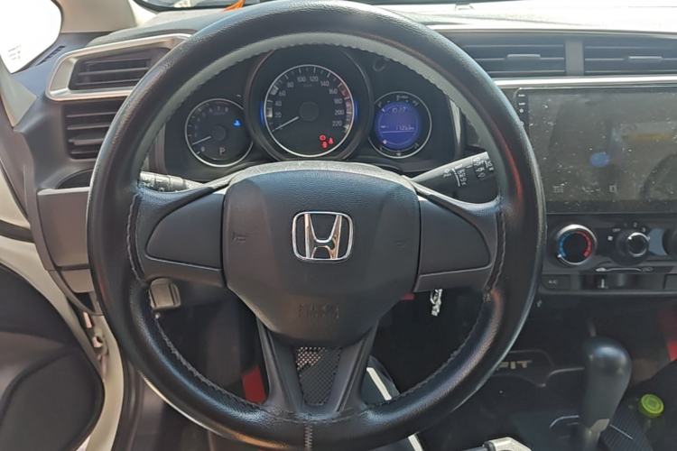 Used Honda Fit 2016 1.5L LXS CVT Comfort Sunroof Version Steering Wheel