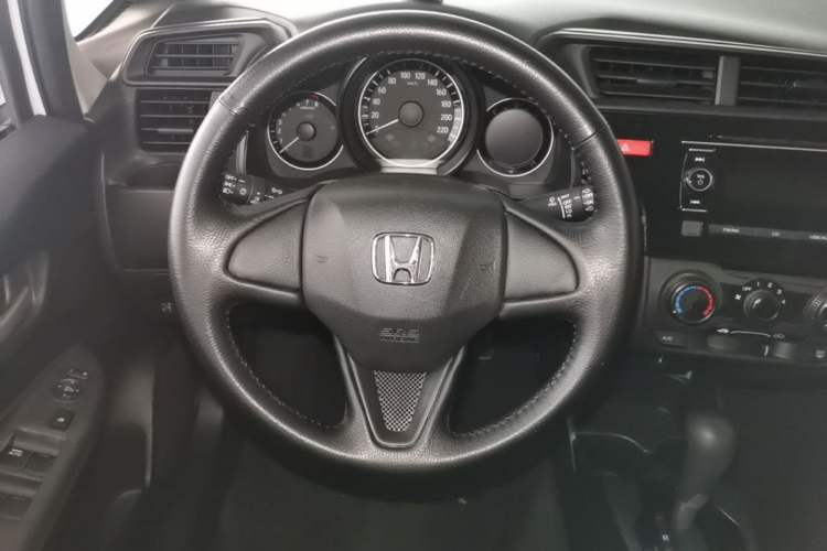 Used Honda Fit 2016 1.5L LXS CVT Comfort Sunroof Version Steering Wheel