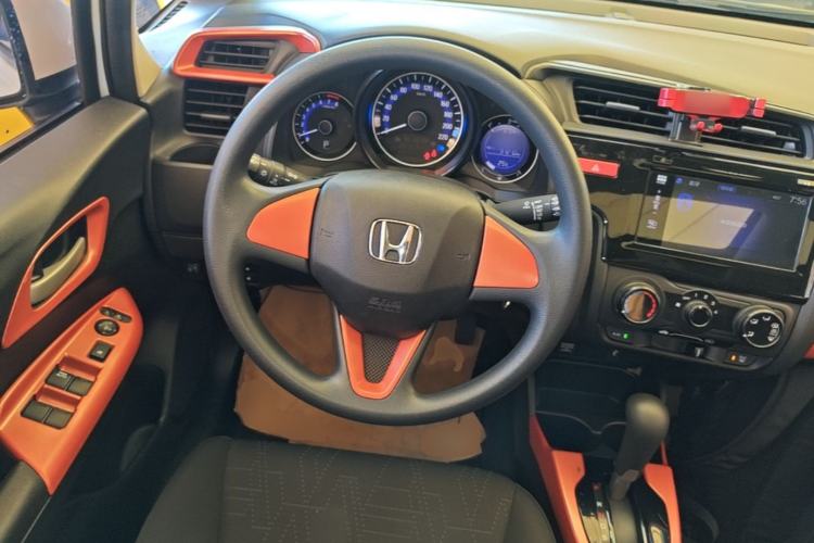 Used Honda Fit 2016 1.5L LXS CVT Comfort Sunroof Version Steering Wheel