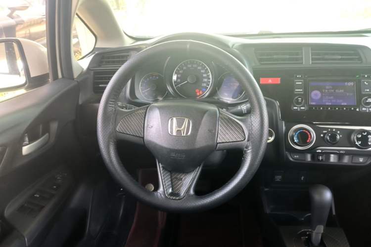 Used Honda Fit 2016 1.5L LXS CVT Comfort Sunroof Version Steering Wheel