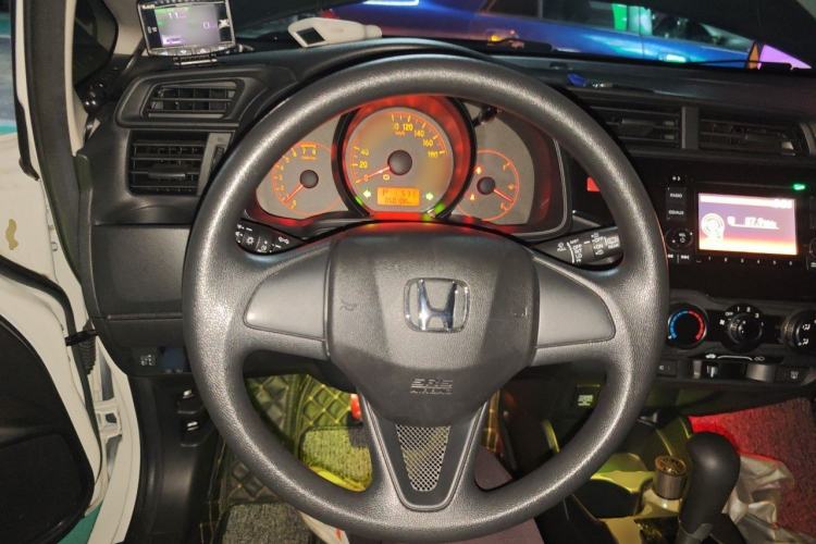 Used Honda Fit 2016 1.5L LX CVT Comfort Model Steering Wheel