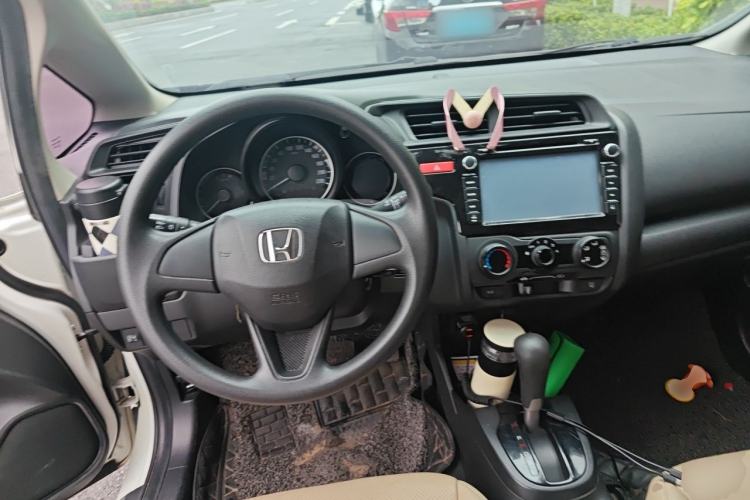 Used Honda Fit 2016 1.5L LXS CVT Comfort Sunroof Version Steering Wheel
