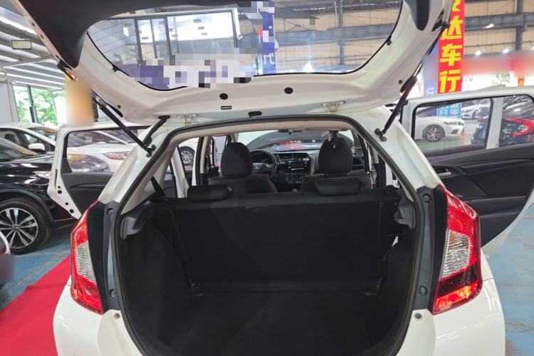Used Honda Fit 2016 1.5L LX CVT Comfort Model Trunk