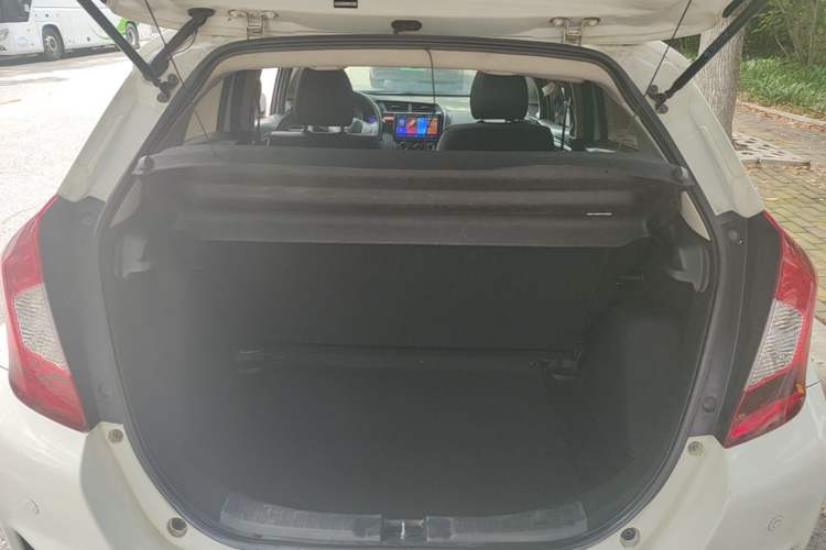 Used Honda Fit 2016 1.5L LXS CVT Comfort Sunroof Version Trunk