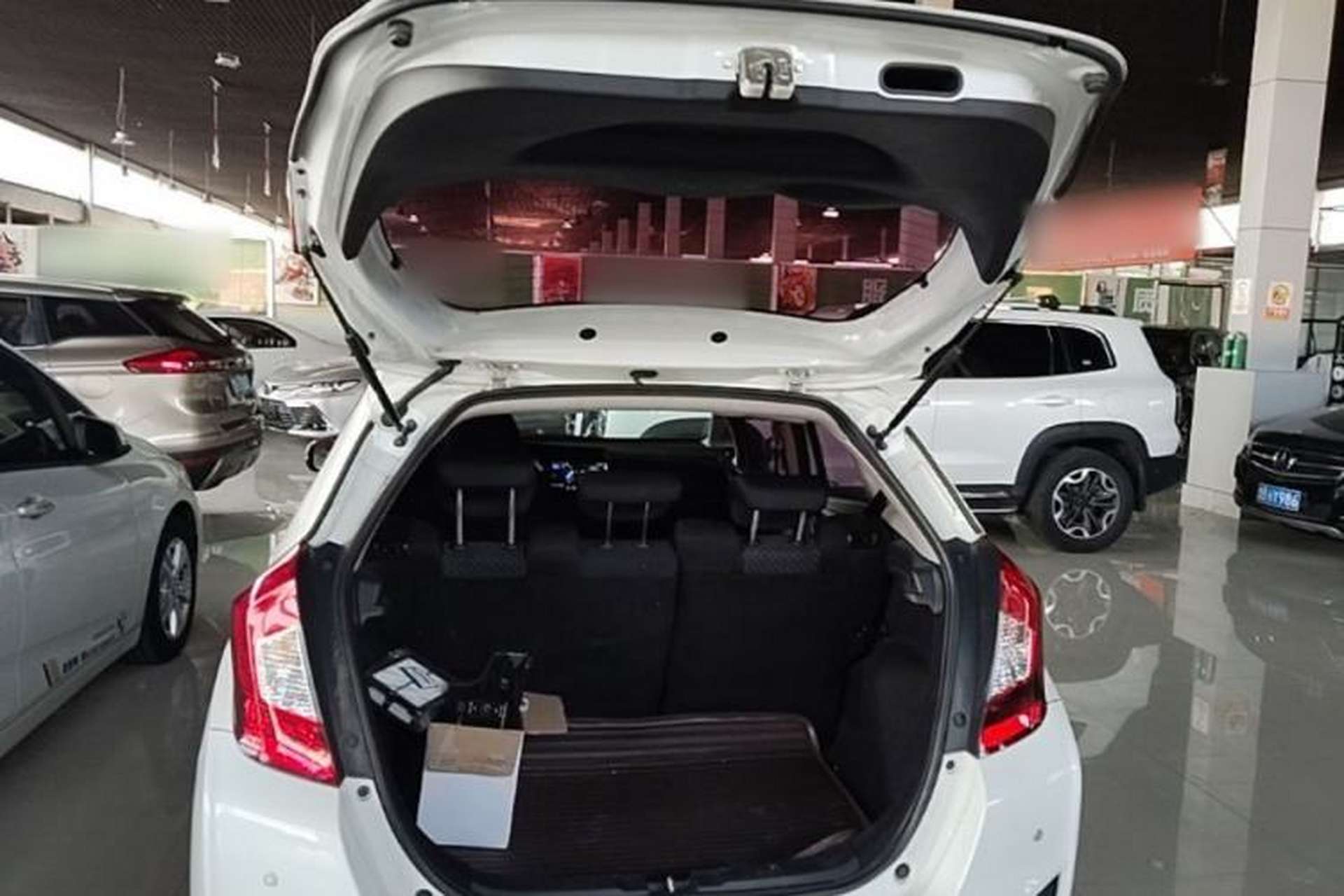 Used Honda Fit 2016 1.5L LX CVT Comfort Model Trunk