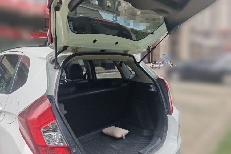 Used Honda Fit 2016 1.5L SES CVT Fashion Sunroof Edition Trunk