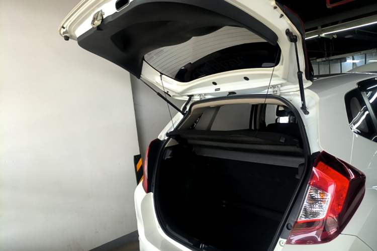 Used Honda Fit 2016 1.5L LX CVT Comfort Model Trunk