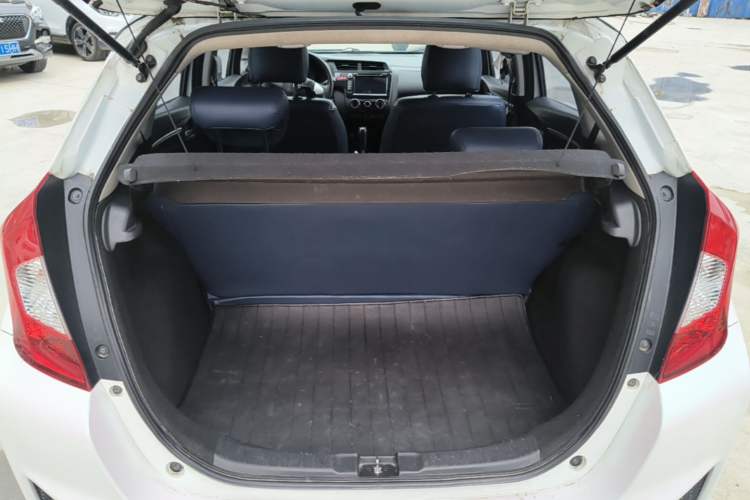 Used Honda Fit 2016 1.5L LX CVT Comfort Model Trunk