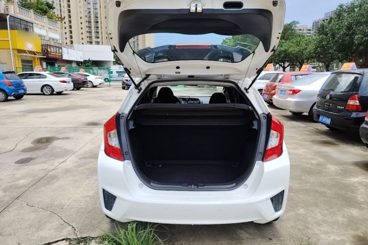 Used Honda Fit 2016 1.5L LX CVT Comfort Model Trunk