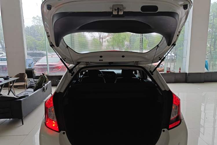 Used Honda Fit 2016 1.5L LXS CVT Comfort Sunroof Version Trunk