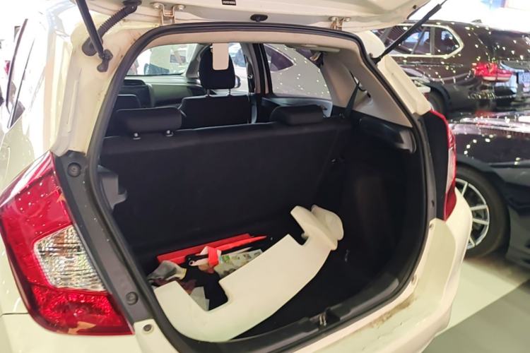 Used Honda Fit 2016 1.5L LX CVT Comfort Model Trunk