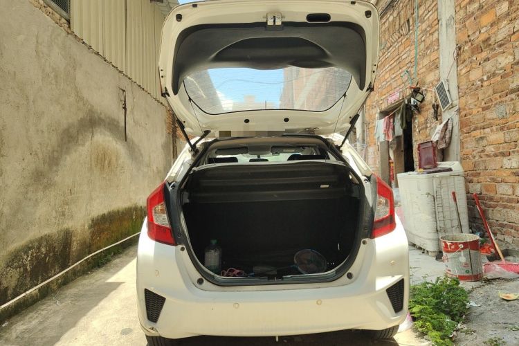 Used Honda Fit 2016 1.5L LX CVT Comfort Model Trunk