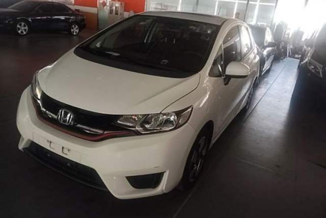 Used Honda Fit 2016 1.5L LXS CVT Comfort Sunroof Version