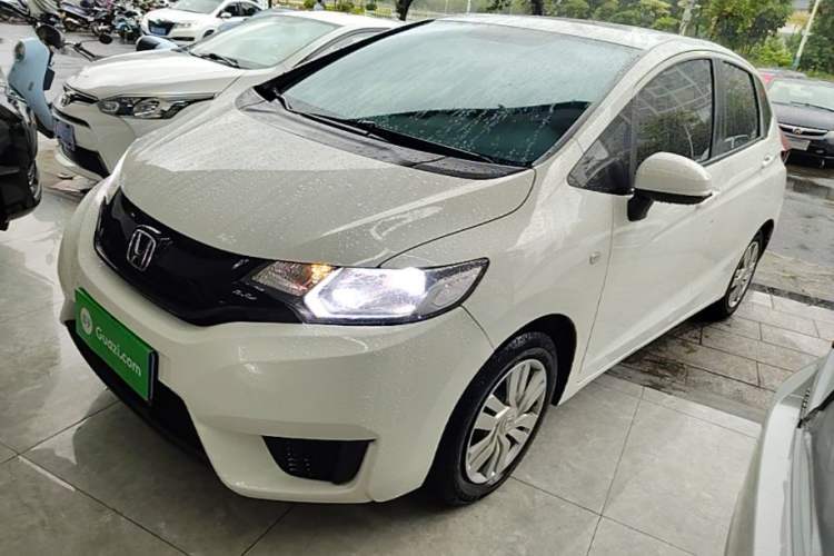 Used Honda Fit 2016 1.5L LXS CVT Comfort Sunroof Version Guazi used car, China used car export, Used car for sale, Used  cars, Cheapest cars for sale