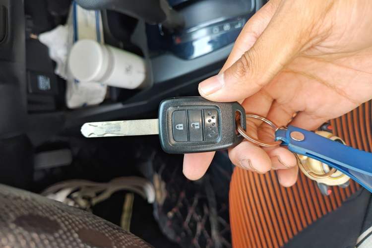 Used Honda Fit 2016 1.5L LX CVT Comfort Model Vehicle Key