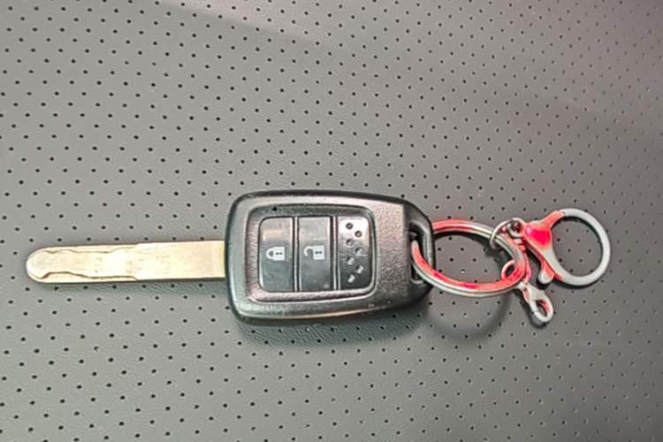 Used Honda Fit 2016 1.5L LX CVT Comfort Model Vehicle Key