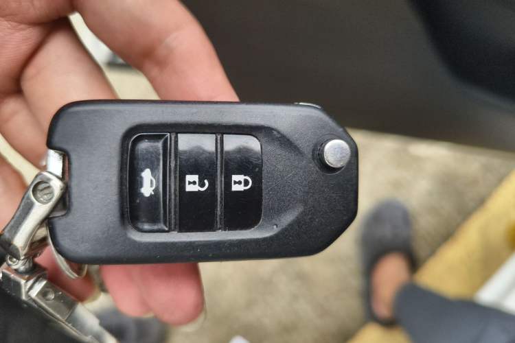 Used Honda Fit 2016 1.5L LXS CVT Comfort Sunroof Version Vehicle Key