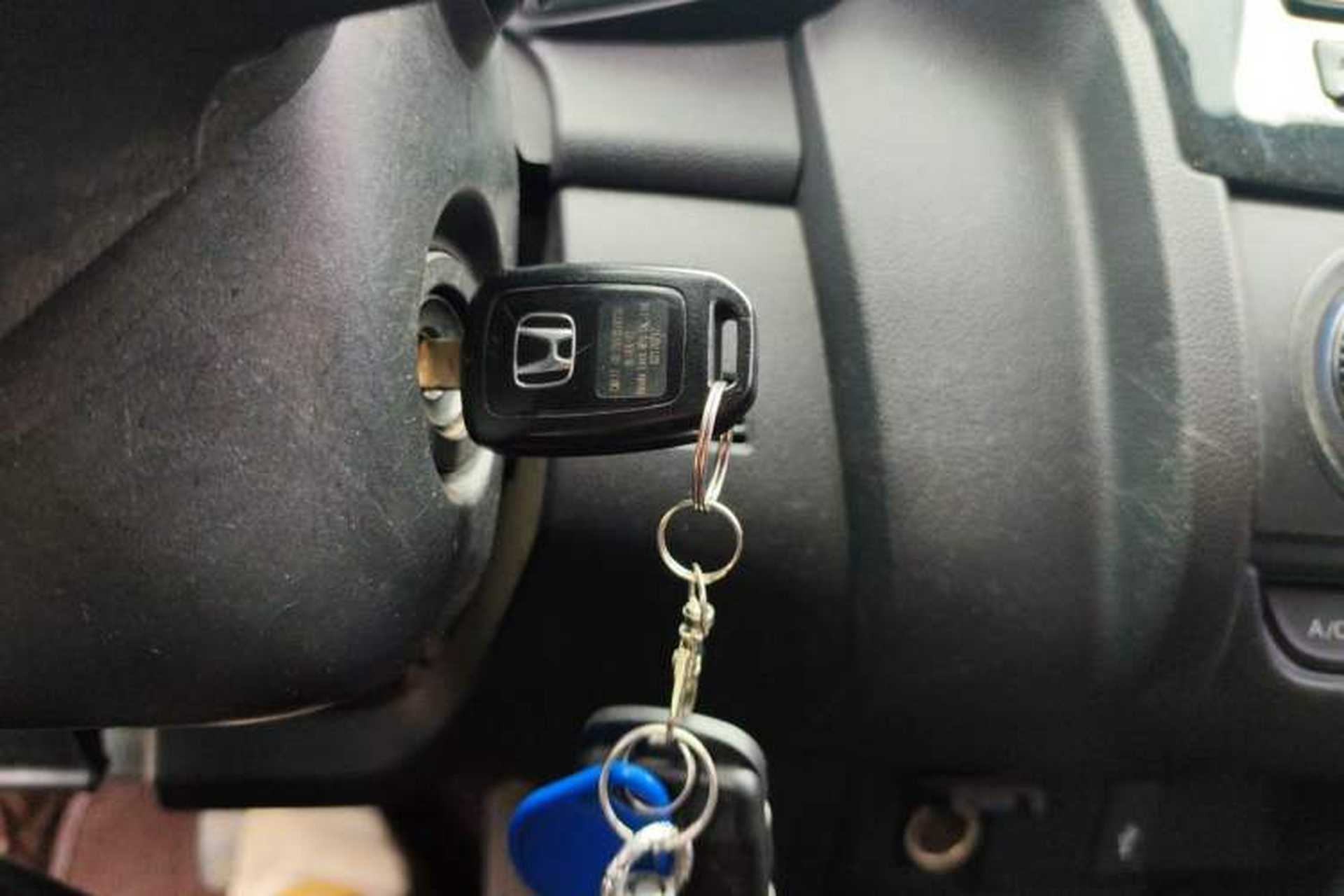 Used Honda Fit 2016 1.5L LXS CVT Comfort Sunroof Version Vehicle Key