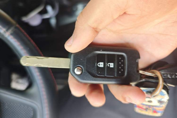 Used Honda Fit 2016 1.5L LXS CVT Comfort Sunroof Version Vehicle Key