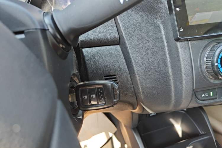 Used Honda Fit 2016 1.5L LXS CVT Comfort Sunroof Version Vehicle Key