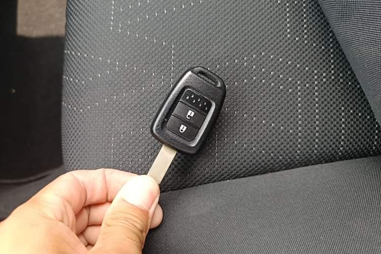 Used Honda Fit 2016 1.5L LX CVT Comfort Model Vehicle Key
