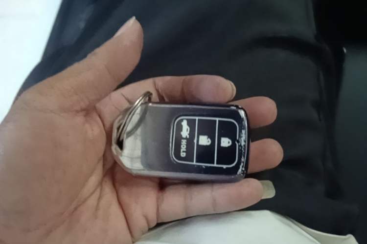 Used Honda Fit 2016 1.5L LXS CVT Comfort Sunroof Version Vehicle Key